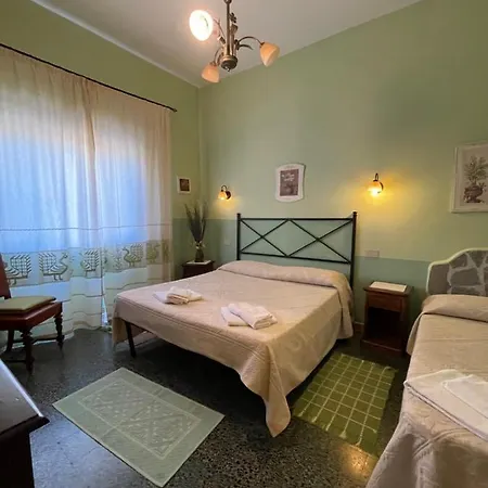 Guest house Fera5 *