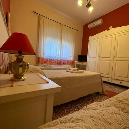 Fera5 Guest house *